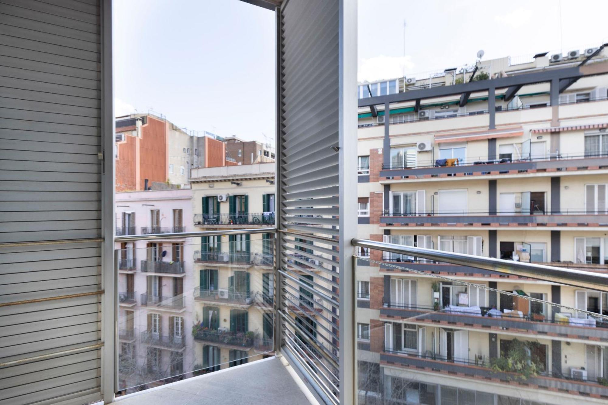 Enjoy Apartments Calle Paris Super Stylish, Barcelona